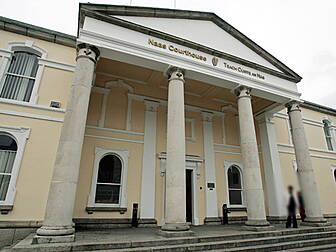 35 year old charged with assau...
